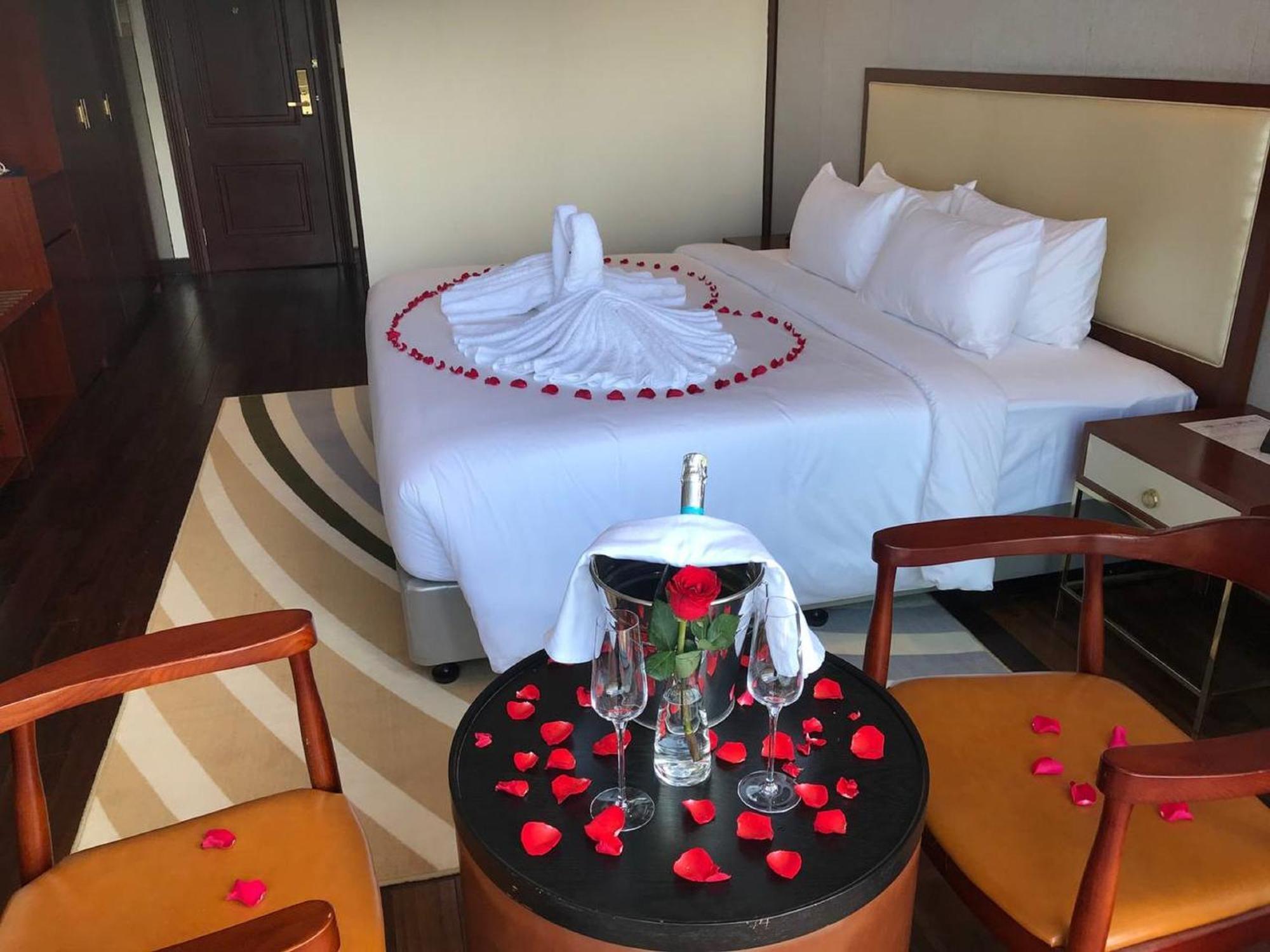 V V Hotel באטאמבנג מראה חיצוני תמונה